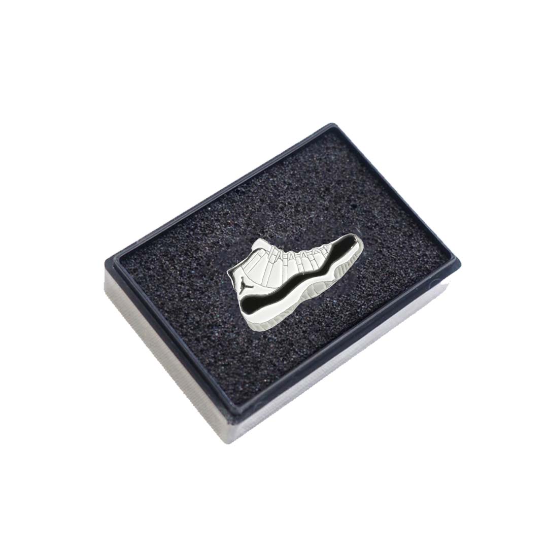Jordan 11 Concord Pin Badge