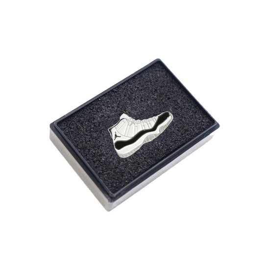 Jordan 11 Concord Pin Badge